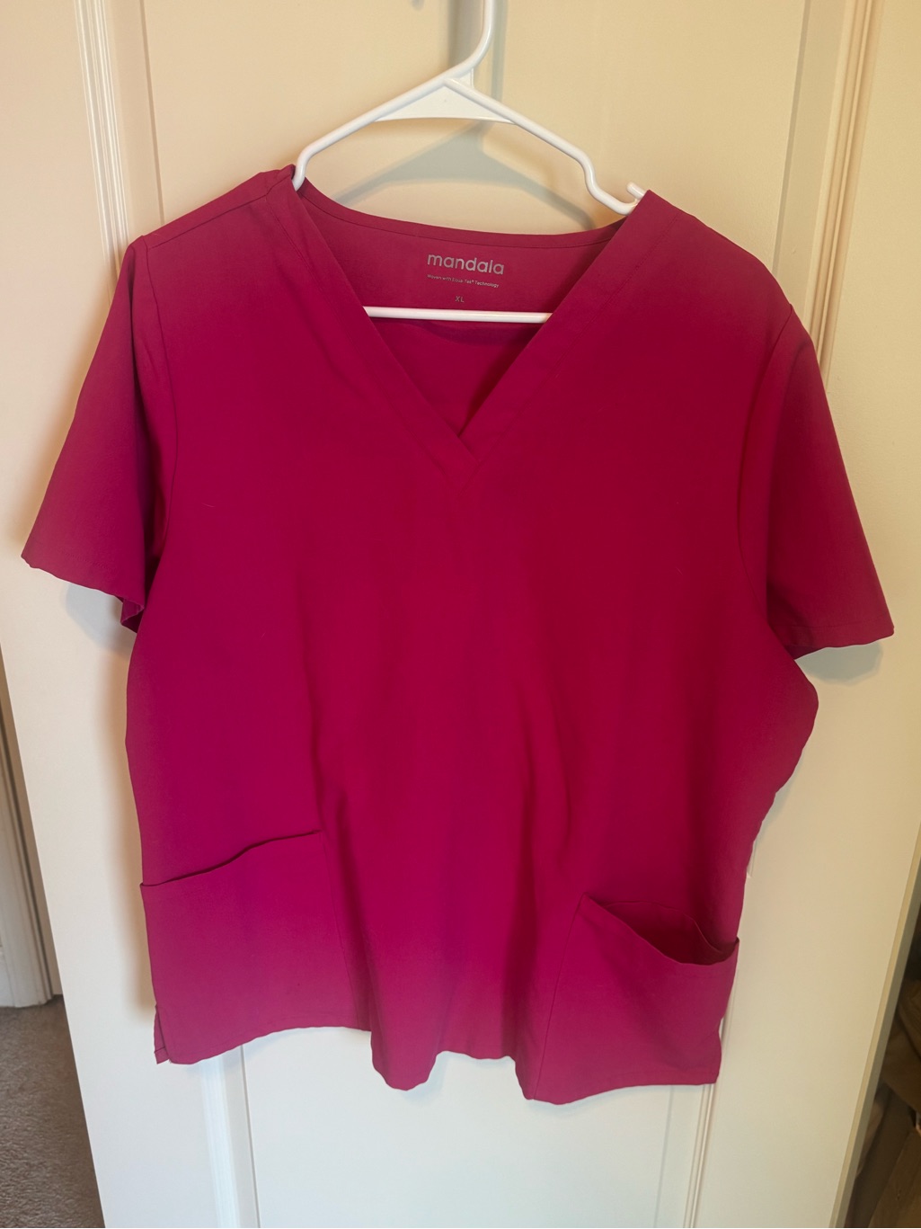 Mandala Women's V-Neck Scrub Top In Raspberry
